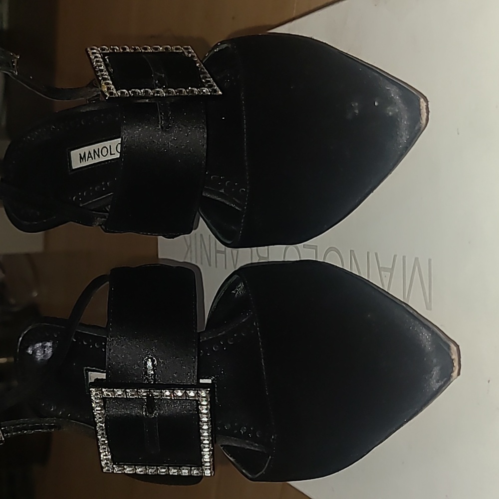 Manolo blahnik satin embellished pumps